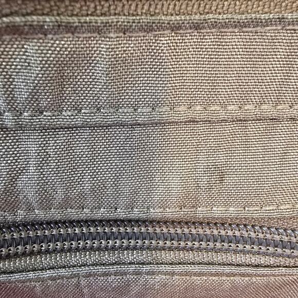 Baggallini Large Hobo Tote in Platinum/gray - Picture 5 of 11